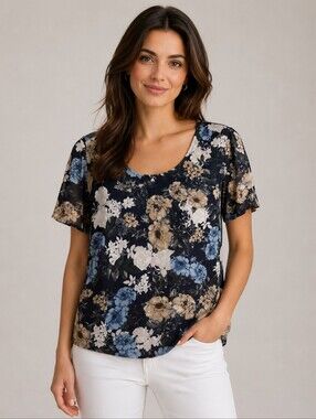 NWOT Floral Print Short Sleeve Top.